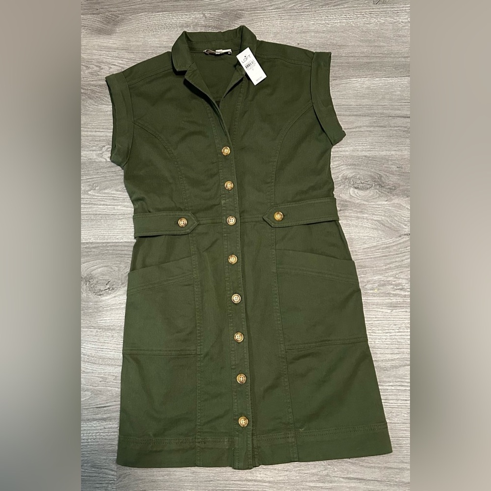 NWT LOFT Olive Green Button-Front Utility Dress ( size Small/0) oversized